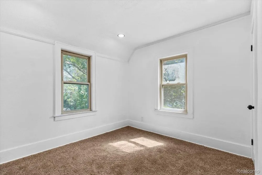 14048 Rosemont Avenue Detroit City, MI 48223