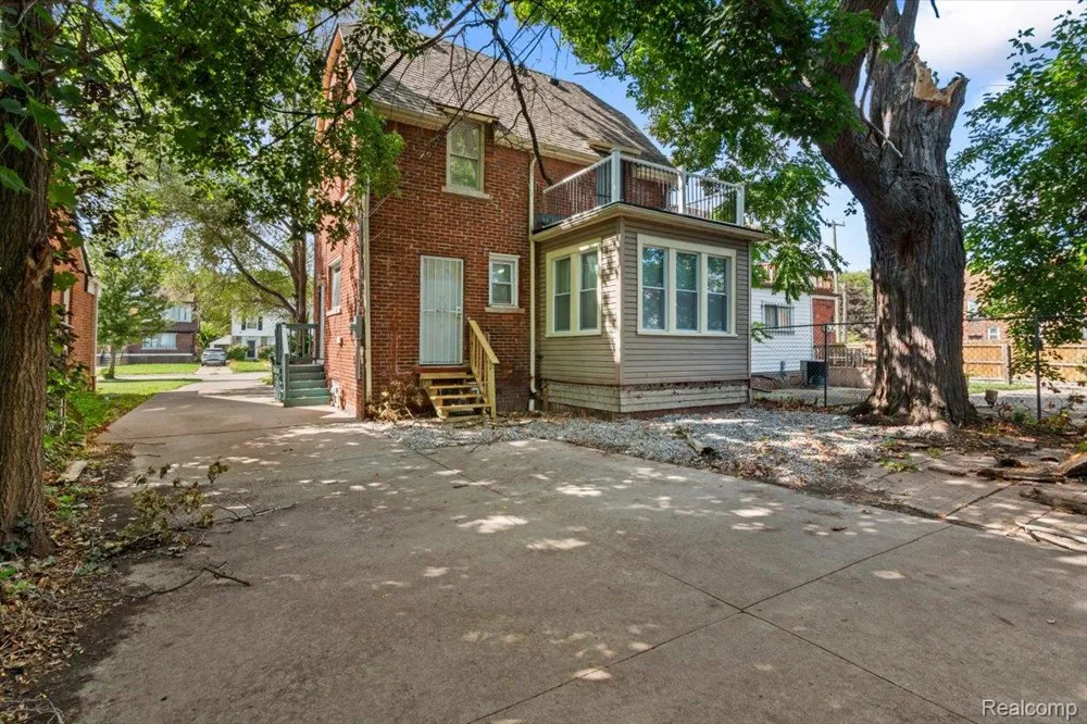 14048 Rosemont Avenue Detroit City, MI 48223