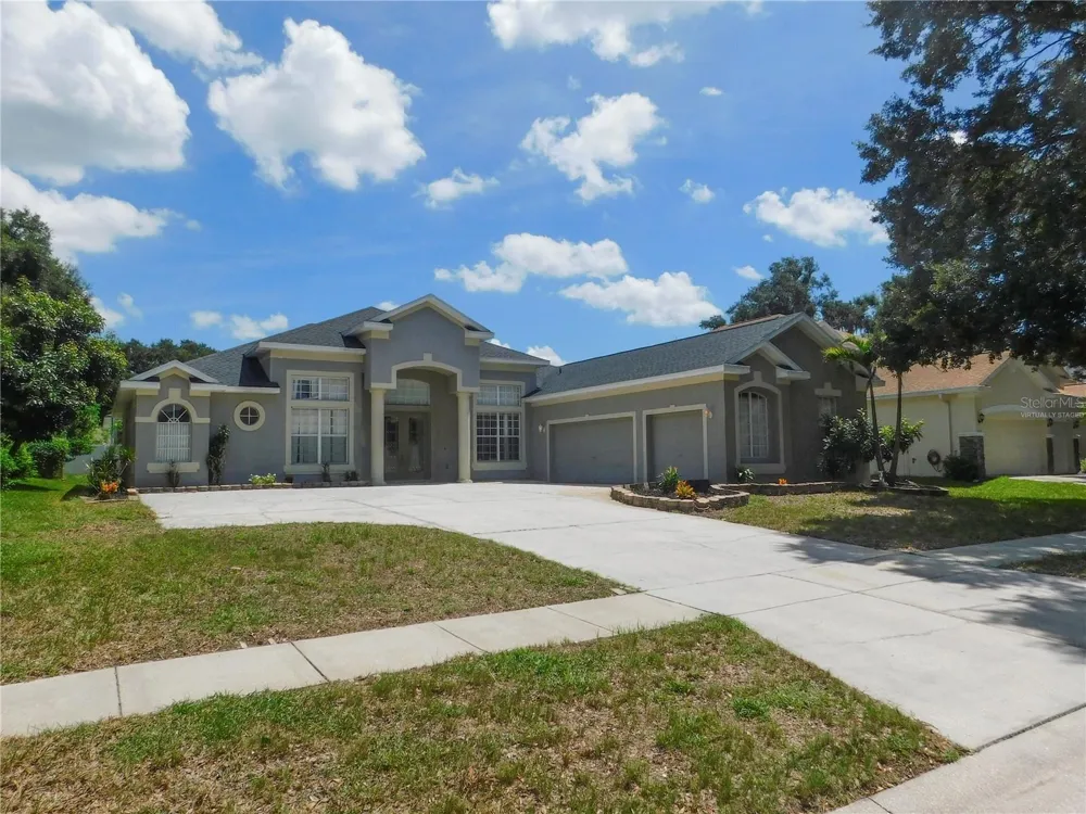 2412 BLUE STONE COURT Valrico, FL 33594