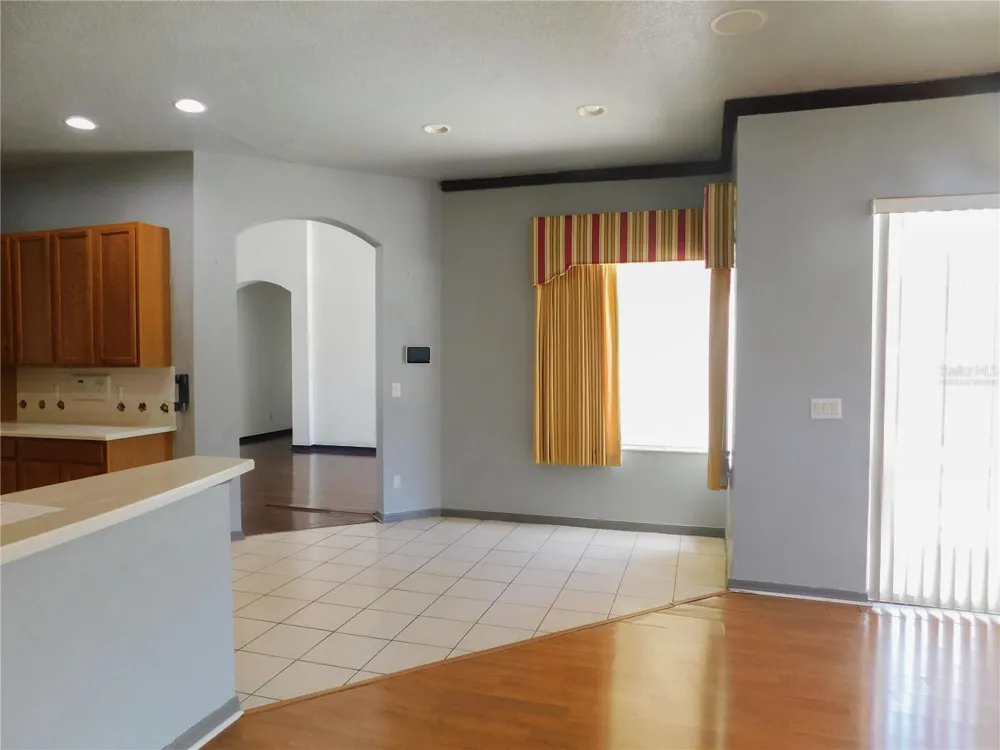 2412 BLUE STONE COURT Valrico, FL 33594
