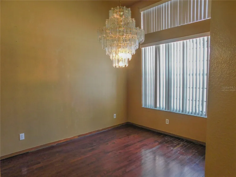 2412 BLUE STONE COURT Valrico, FL 33594