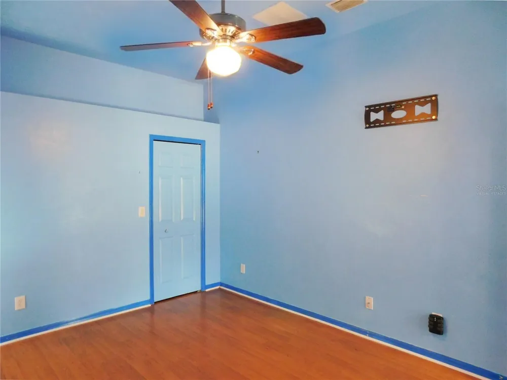 2412 BLUE STONE COURT Valrico, FL 33594