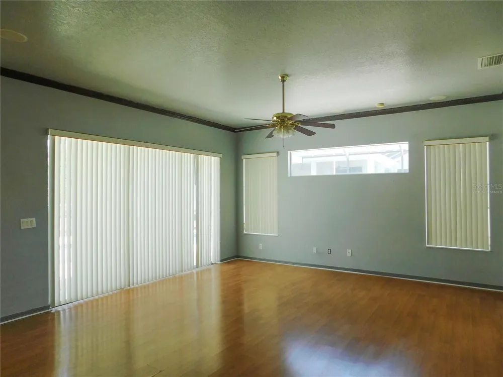 2412 BLUE STONE COURT Valrico, FL 33594