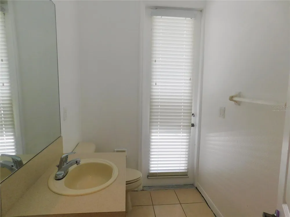 2412 BLUE STONE COURT Valrico, FL 33594
