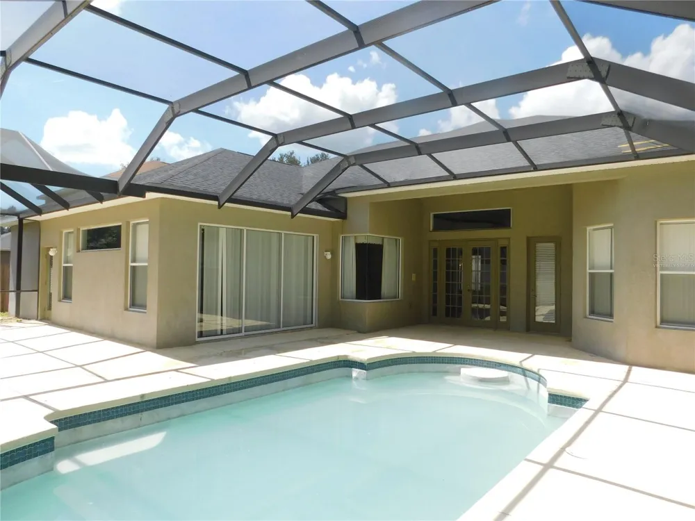 2412 BLUE STONE COURT Valrico, FL 33594
