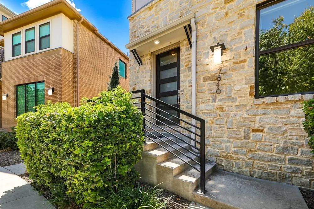7846 Verona Place Dallas, TX 75231