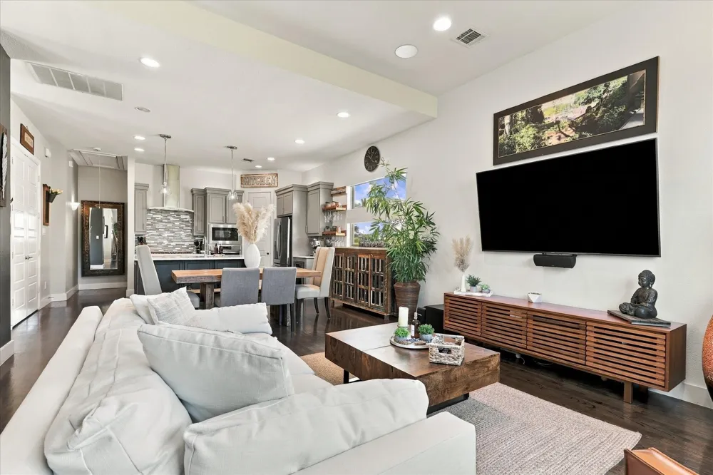 7846 Verona Place Dallas, TX 75231