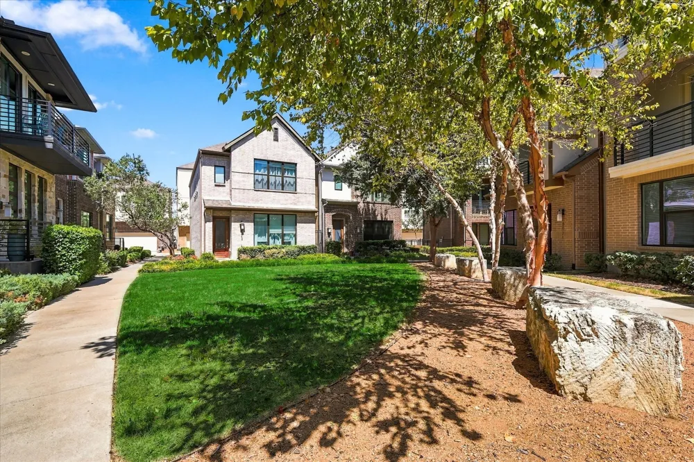 7846 Verona Place Dallas, TX 75231