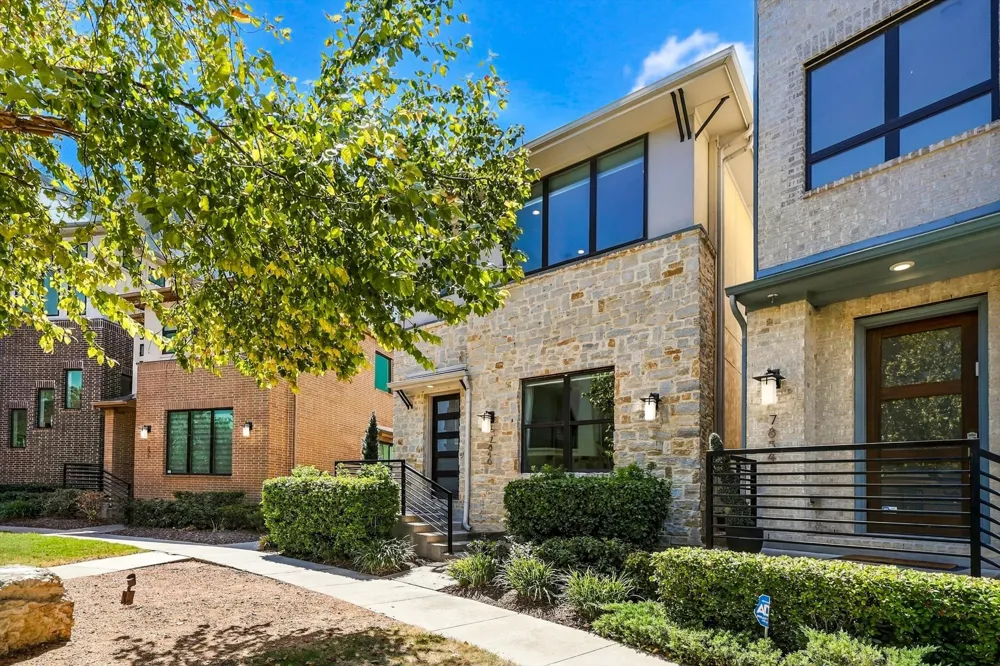 7846 Verona Place Dallas, TX 75231