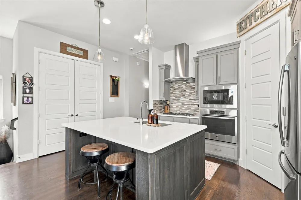 7846 Verona Place Dallas, TX 75231