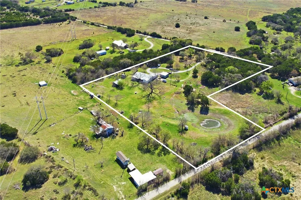 1115 County Road 2102 Lometa, TX 76853