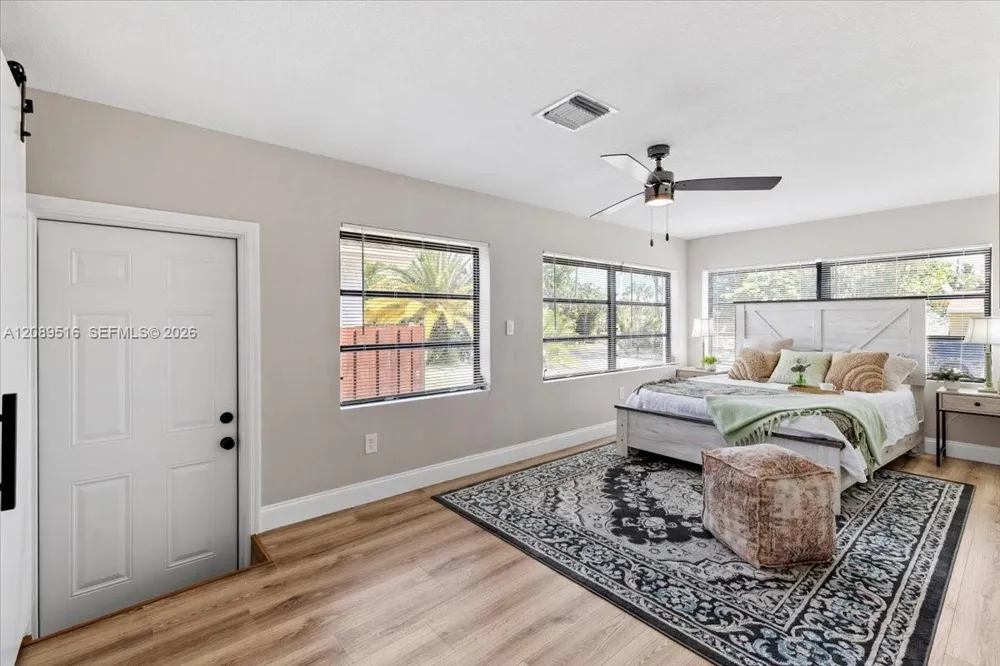 1227 Ocean Breeze Lake Worth, FL 33460