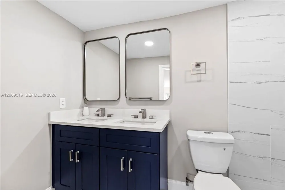 1227 Ocean Breeze Lake Worth, FL 33460