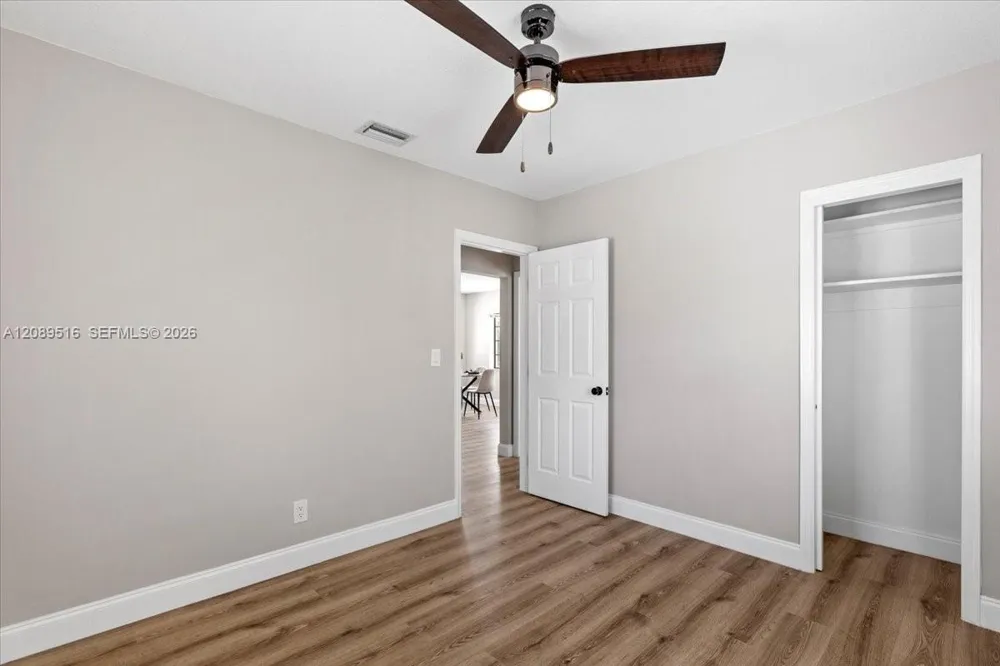 1227 Ocean Breeze Lake Worth, FL 33460