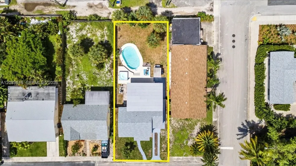 1227 Ocean Breeze Lake Worth, FL 33460