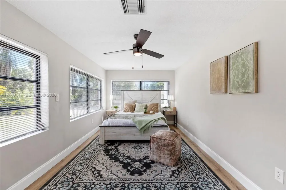 1227 Ocean Breeze Lake Worth, FL 33460