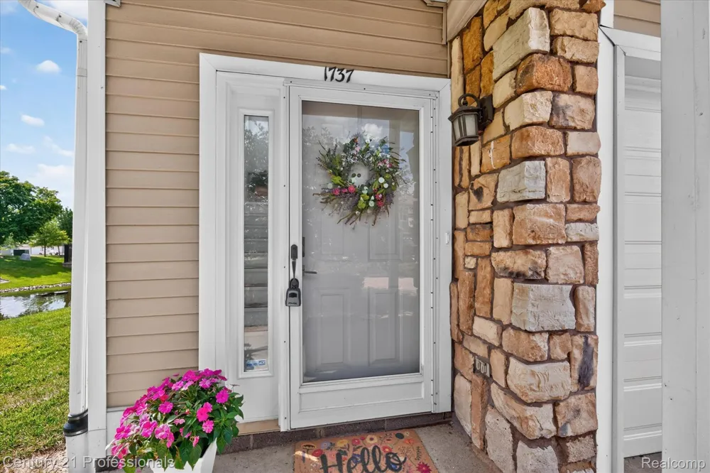 1737 Coburn Court Ann Arbor City, MI 48108
