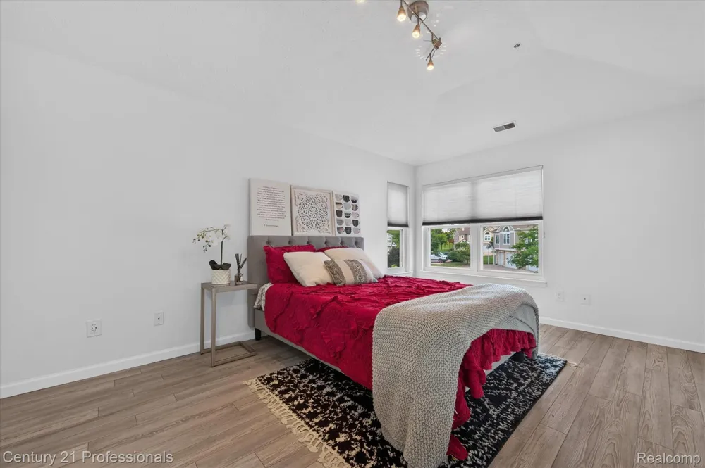 1737 Coburn Court Ann Arbor City, MI 48108