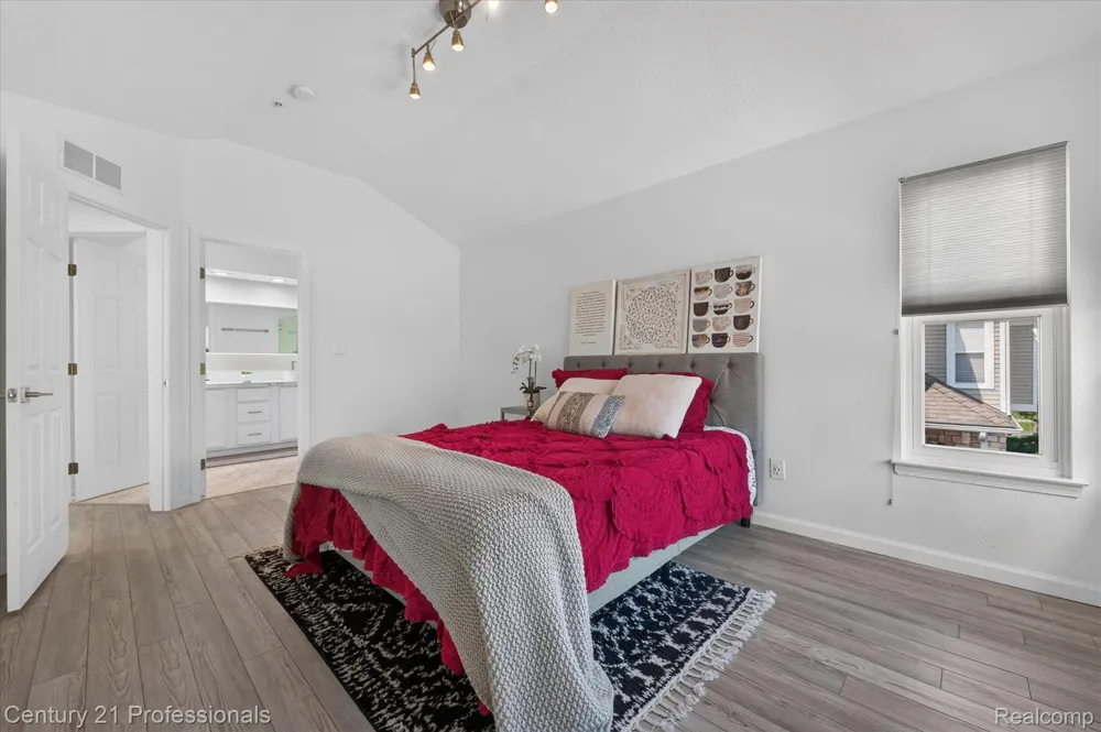 1737 Coburn Court Ann Arbor City, MI 48108