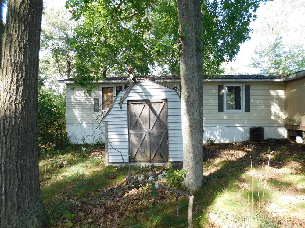 304 Magellan Avenue Roscommon Township, MI 48629