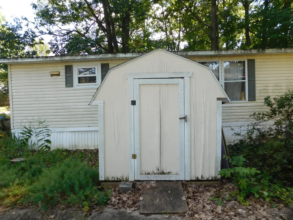 304 Magellan Avenue Roscommon Township, MI 48629
