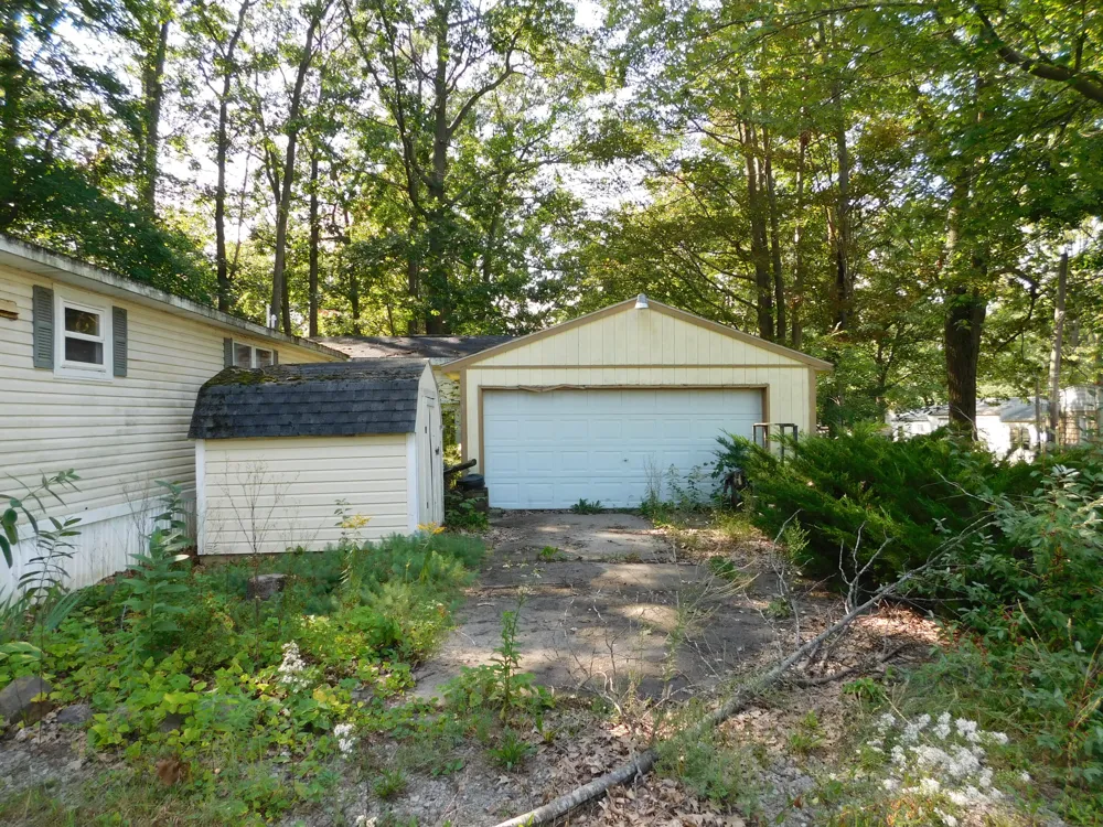 304 Magellan Avenue Roscommon Township, MI 48629