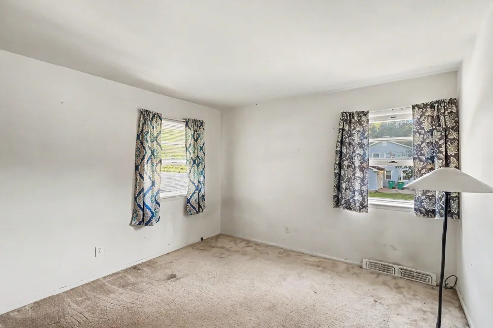 6316 Peachtree Street Portage City, MI 49024