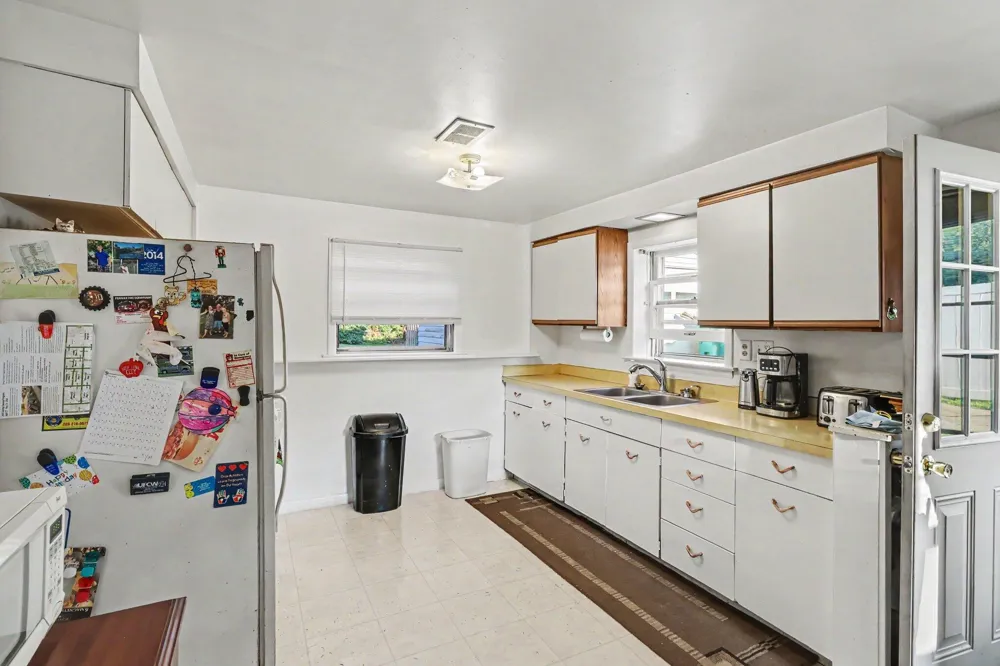 6316 Peachtree Street Portage City, MI 49024