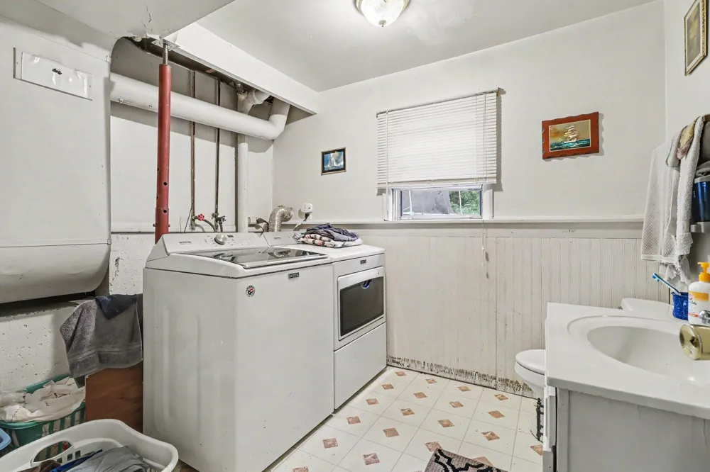 6316 Peachtree Street Portage City, MI 49024