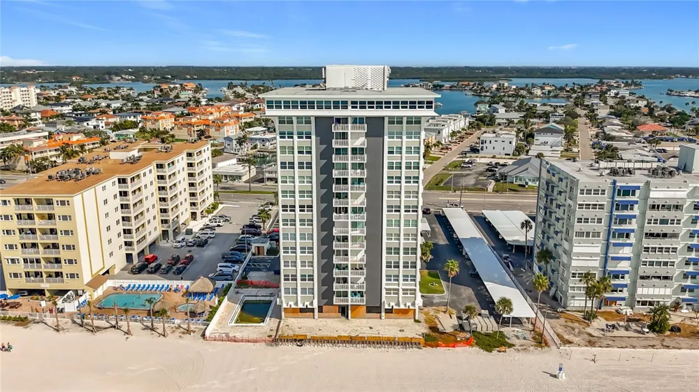 17408 GULF BLVD #1302 Redington Shores, FL 33708