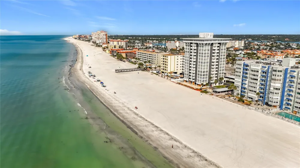 17408 GULF BLVD #1302 Redington Shores, FL 33708