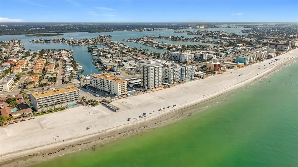 17408 GULF BLVD #1302 Redington Shores, FL 33708
