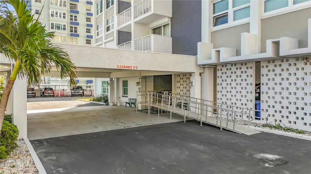 17408 GULF BLVD #1302 Redington Shores, FL 33708