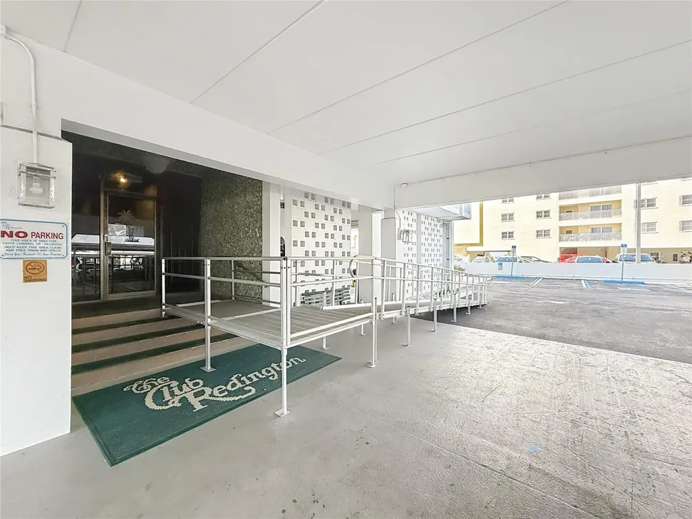 17408 GULF BLVD #1302 Redington Shores, FL 33708