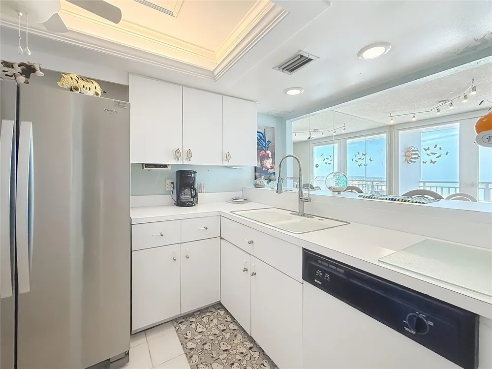 17408 GULF BLVD #1302 Redington Shores, FL 33708