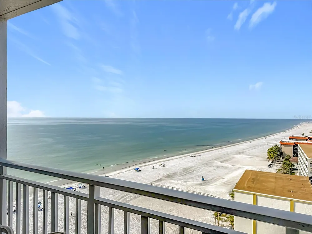 17408 GULF BLVD #1302 Redington Shores, FL 33708