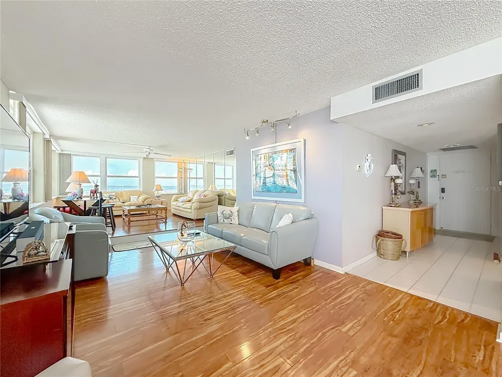 17408 GULF BLVD #1302 Redington Shores, FL 33708