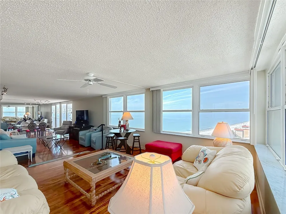 17408 GULF BLVD #1302 Redington Shores, FL 33708