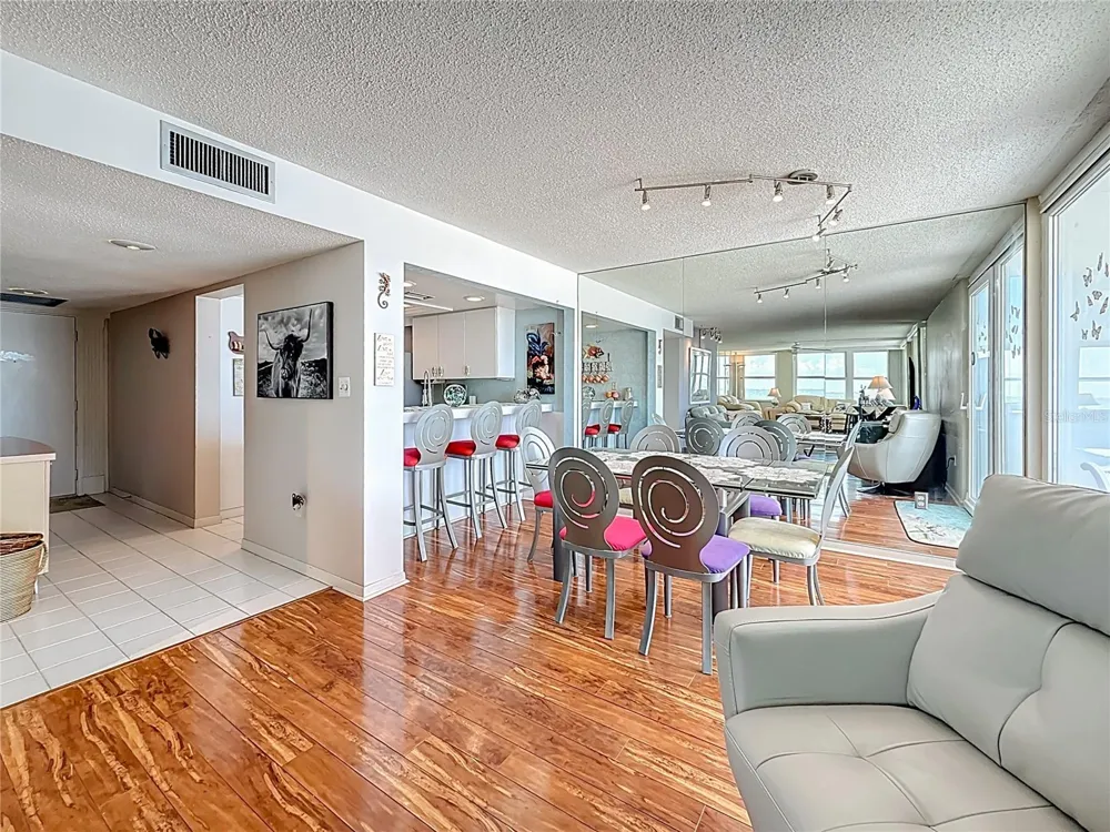 17408 GULF BLVD #1302 Redington Shores, FL 33708