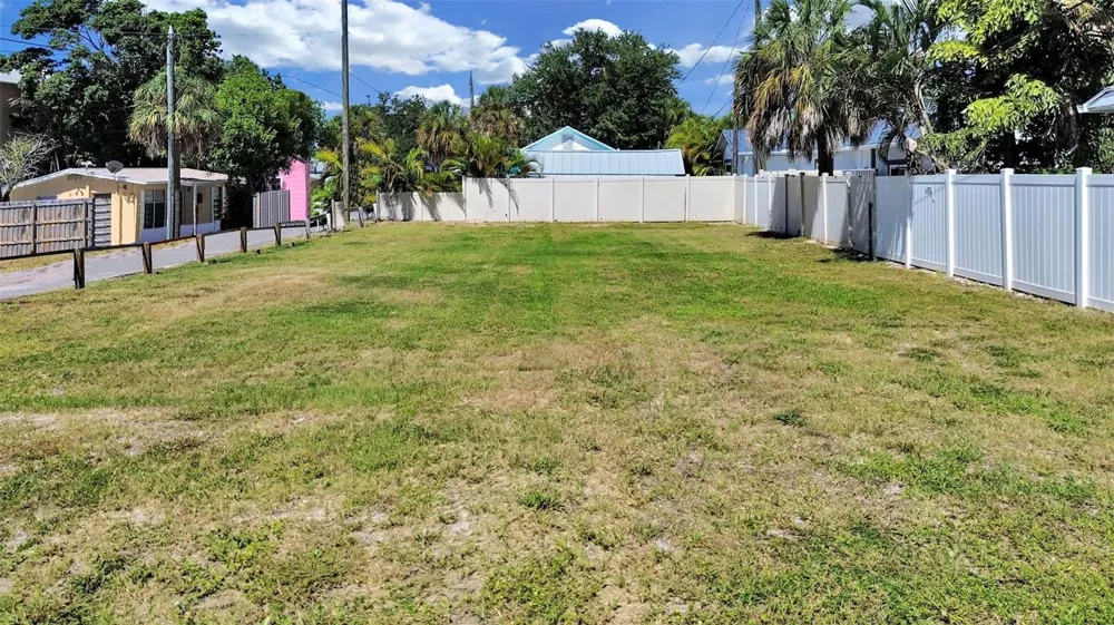 140 92ND AVENUE Treasure Island, FL 33706