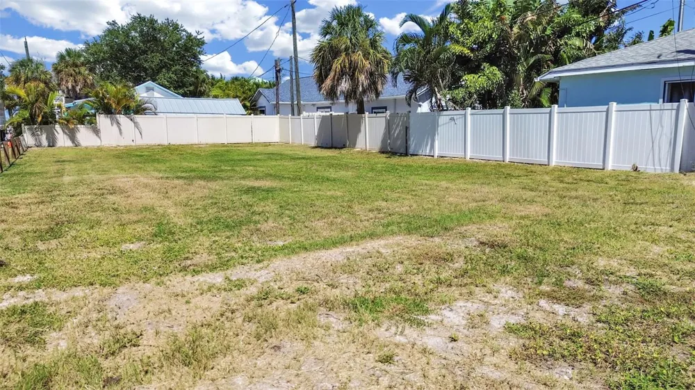 140 92ND AVENUE Treasure Island, FL 33706
