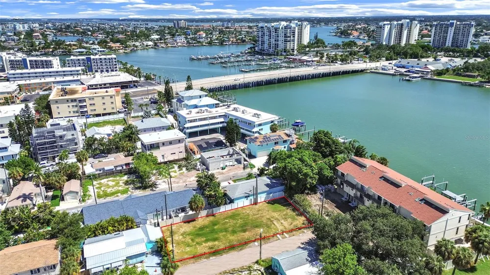 140 92ND AVENUE Treasure Island, FL 33706