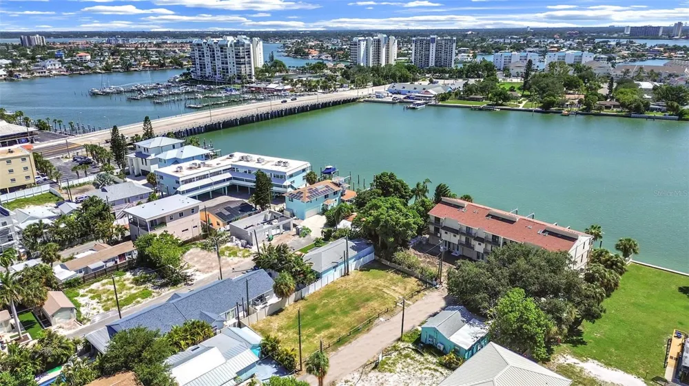 140 92ND AVENUE Treasure Island, FL 33706