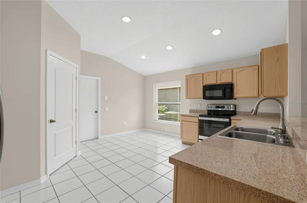 26521 WHIRLAWAY TERRACE Wesley Chapel, FL 33544