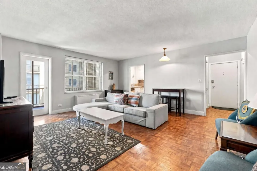 300 Peachtree ST NE Atlanta, GA 30308