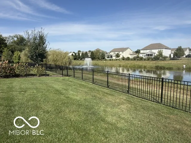 3843 Sugar Pines Lane Zionsville, IN 46077