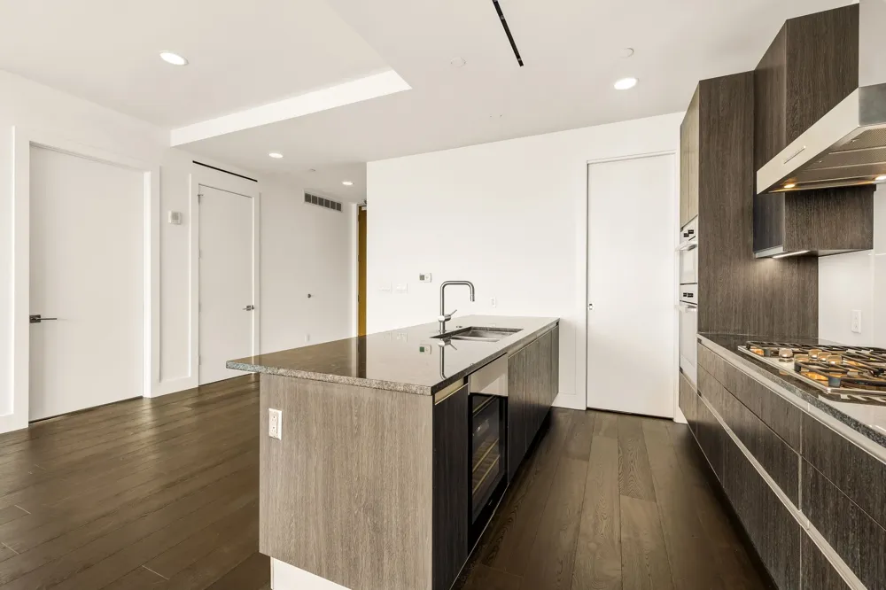 3130 Harwood Street #2102 Dallas, TX 75201