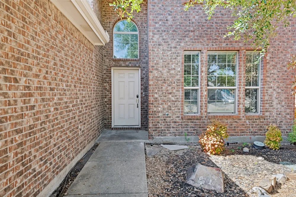2003 Eagle Lake Drive Forney, TX 75126