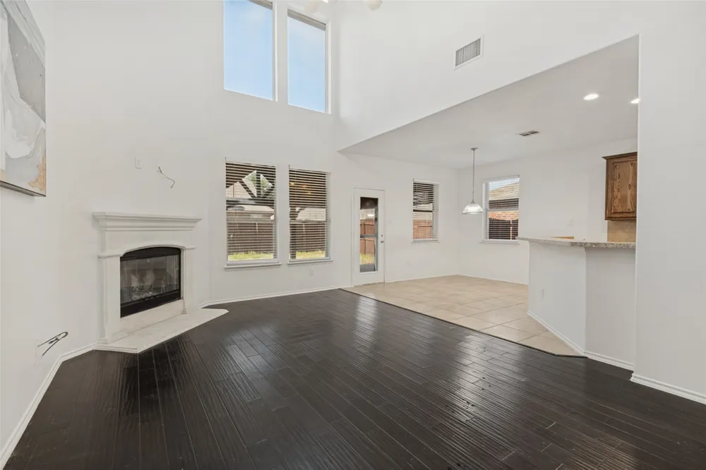 2003 Eagle Lake Drive Forney, TX 75126