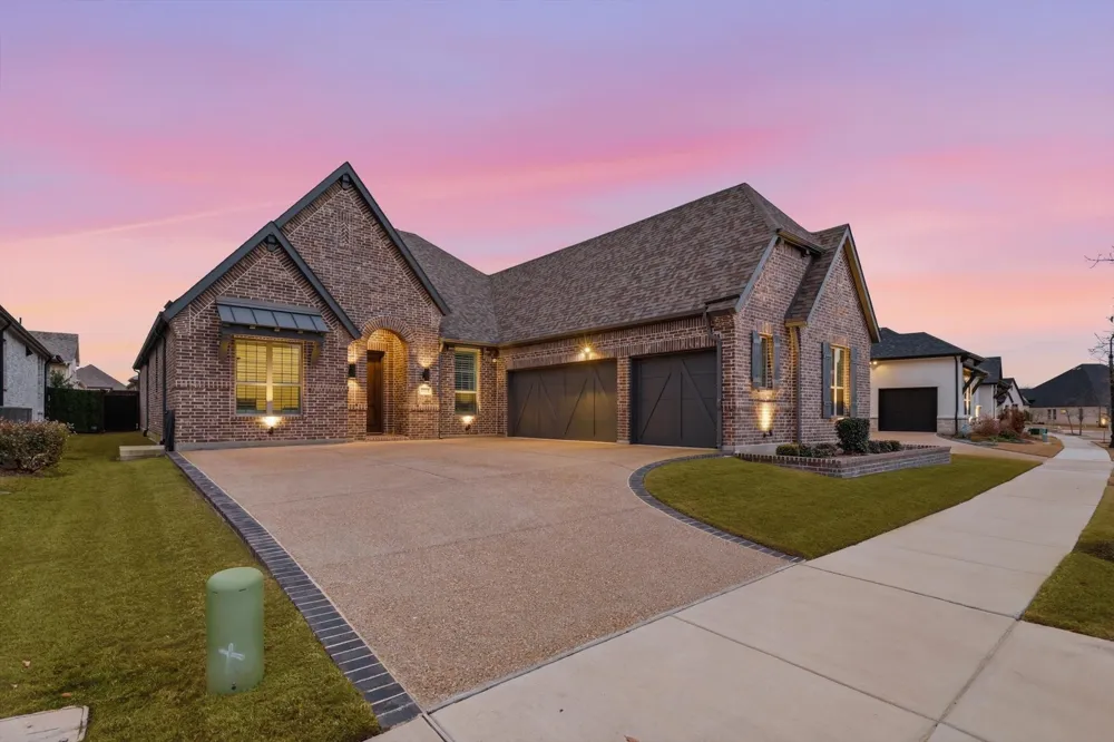 4719 Cherry Bark Trail Arlington, TX 76005